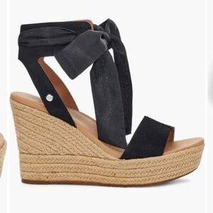 UGG Shiloh Espadrille Platform Wedge Sandals,‎ black.